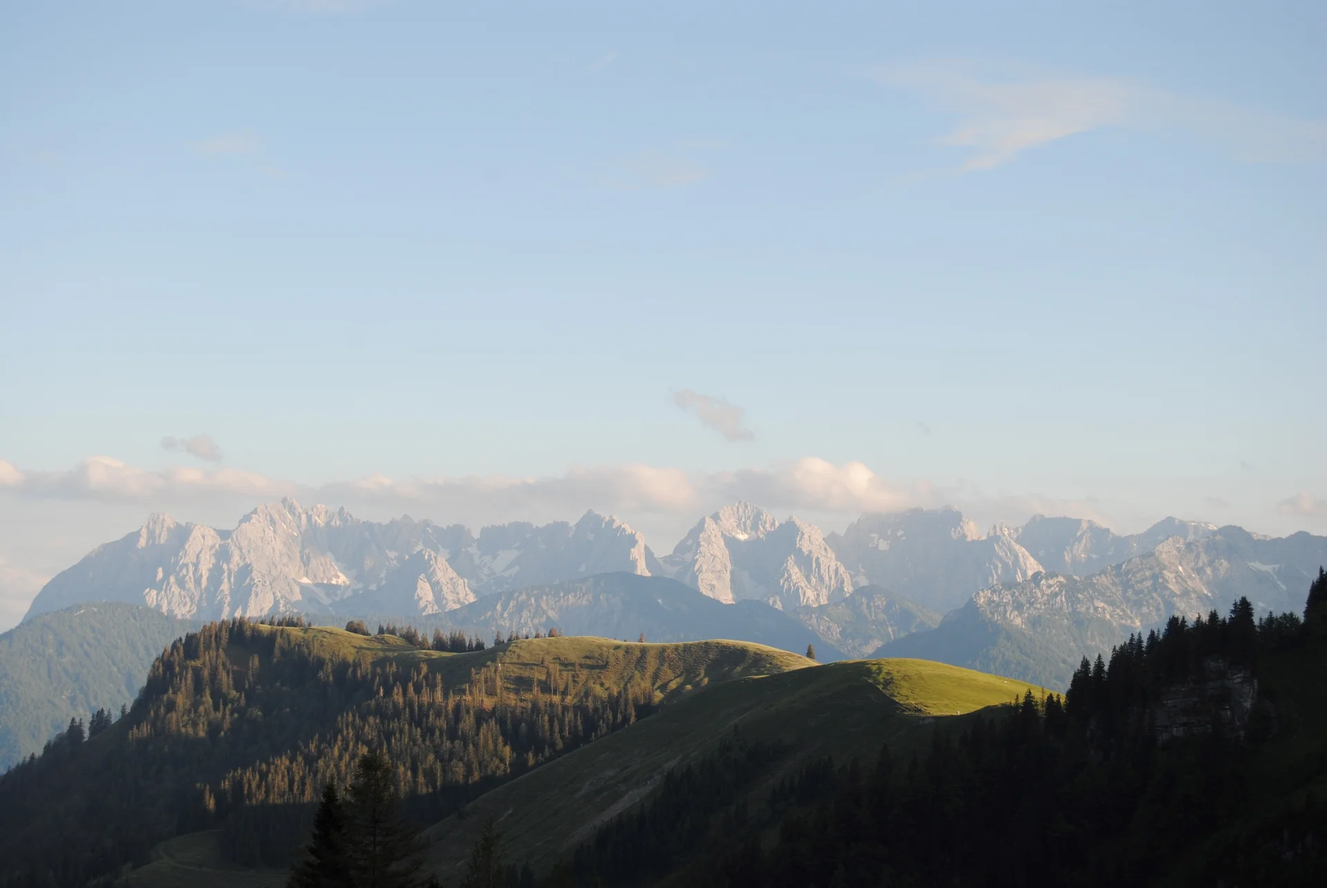 © (DAV Gangkofen) Kaisergebirge in der Abendsonne