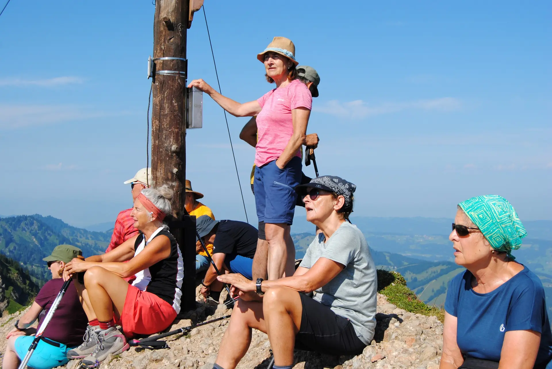 © (DAV Gangkofen) Gipfelgesang auf dem Rindalphorn