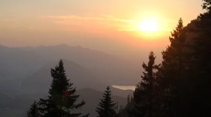 © (DAV Gangkofen) Sonnenuntergang über dem Lechtal