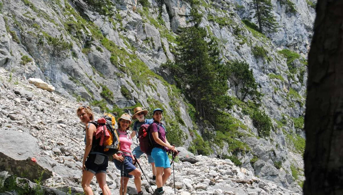 © (DAV Gangkofen) Schweißtreibender Anstieg zum Säulinghaus auf 1720 m