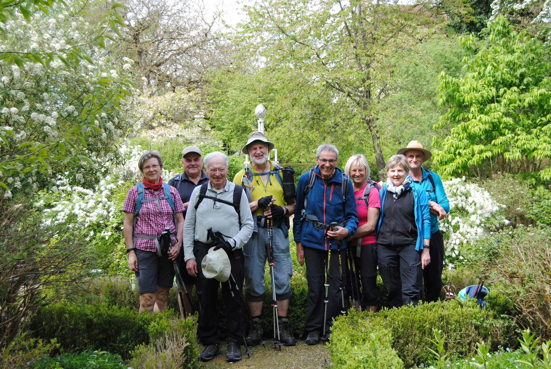 © DAV Gangkofen Blütenpracht im Schlossgarten