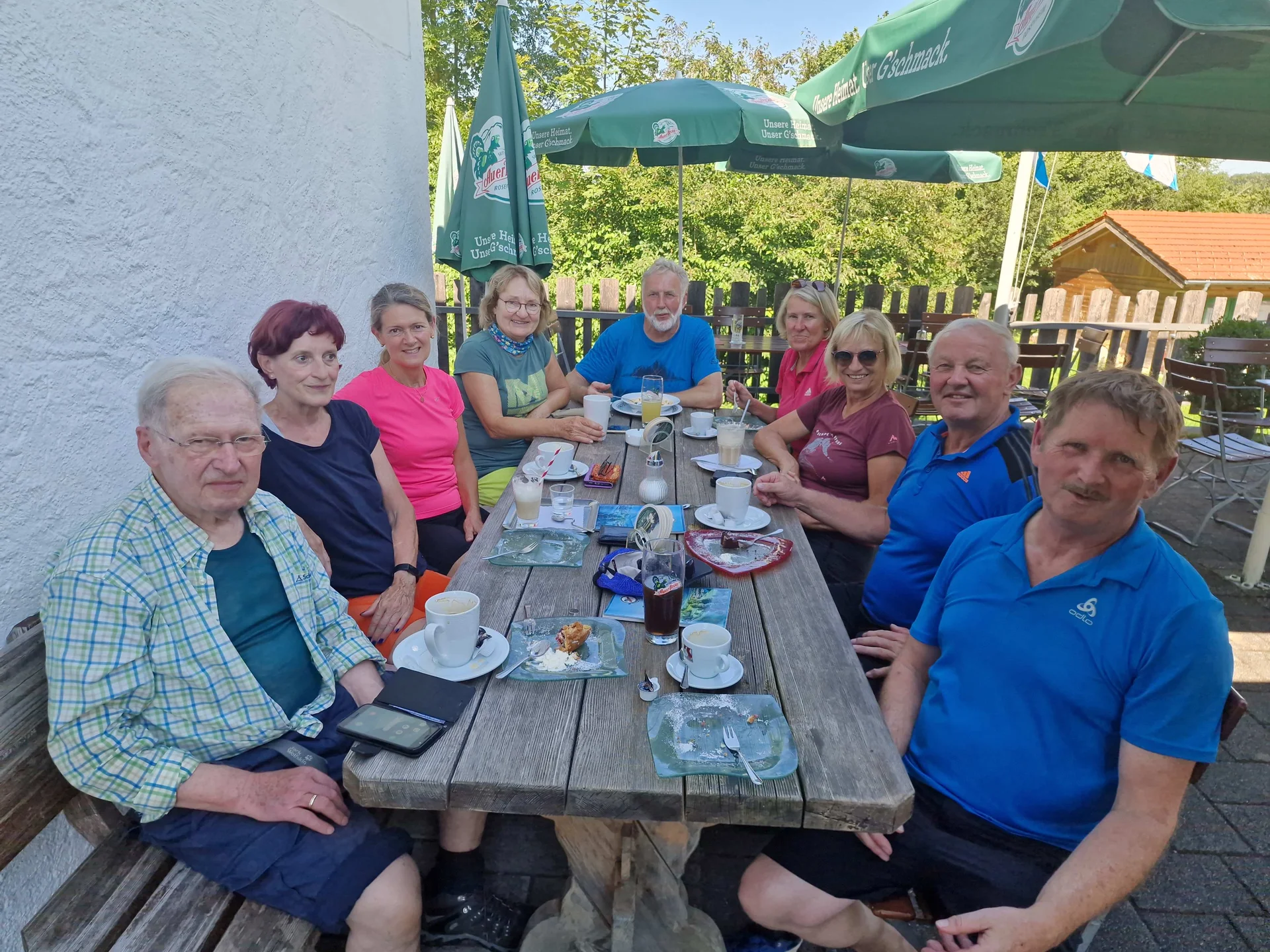 © (DAV Gangkofen) Einkehr in der Gastwirtschaft in der Talstation der Wendelstein Zahnradbahn