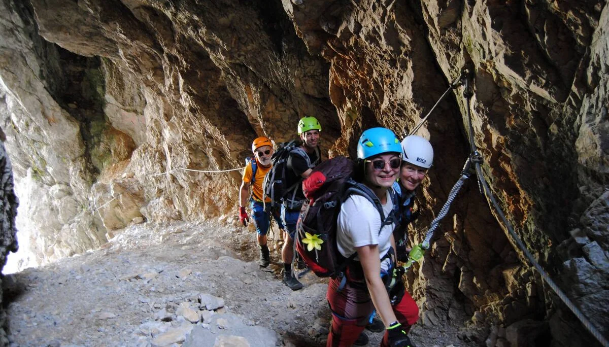 © (DAV Gangkofen) Schatten und Kühle im Brudertunnel