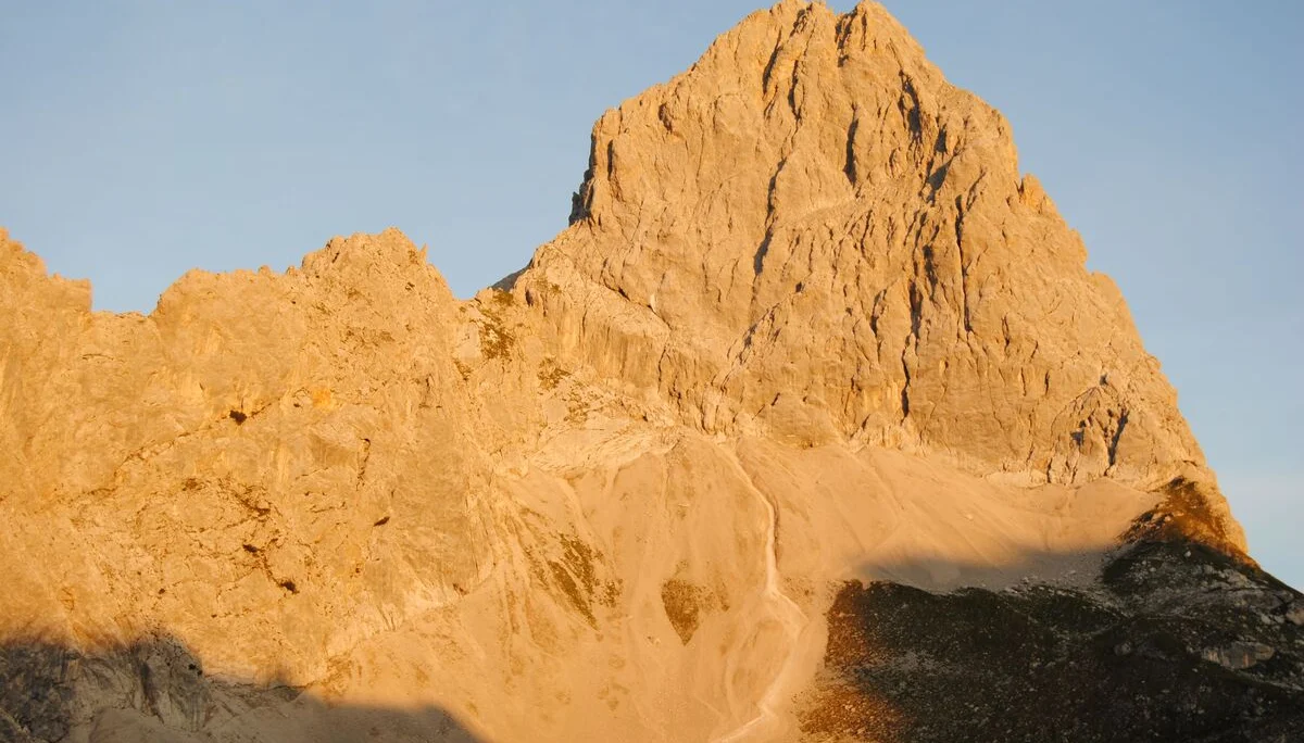 © (DAV Gangkofen) Lamsenspitze am Morgen