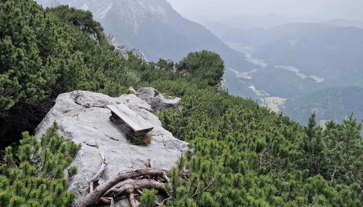 © (Martin Götz) Im Abstieg via Drei-Brüder-Steig