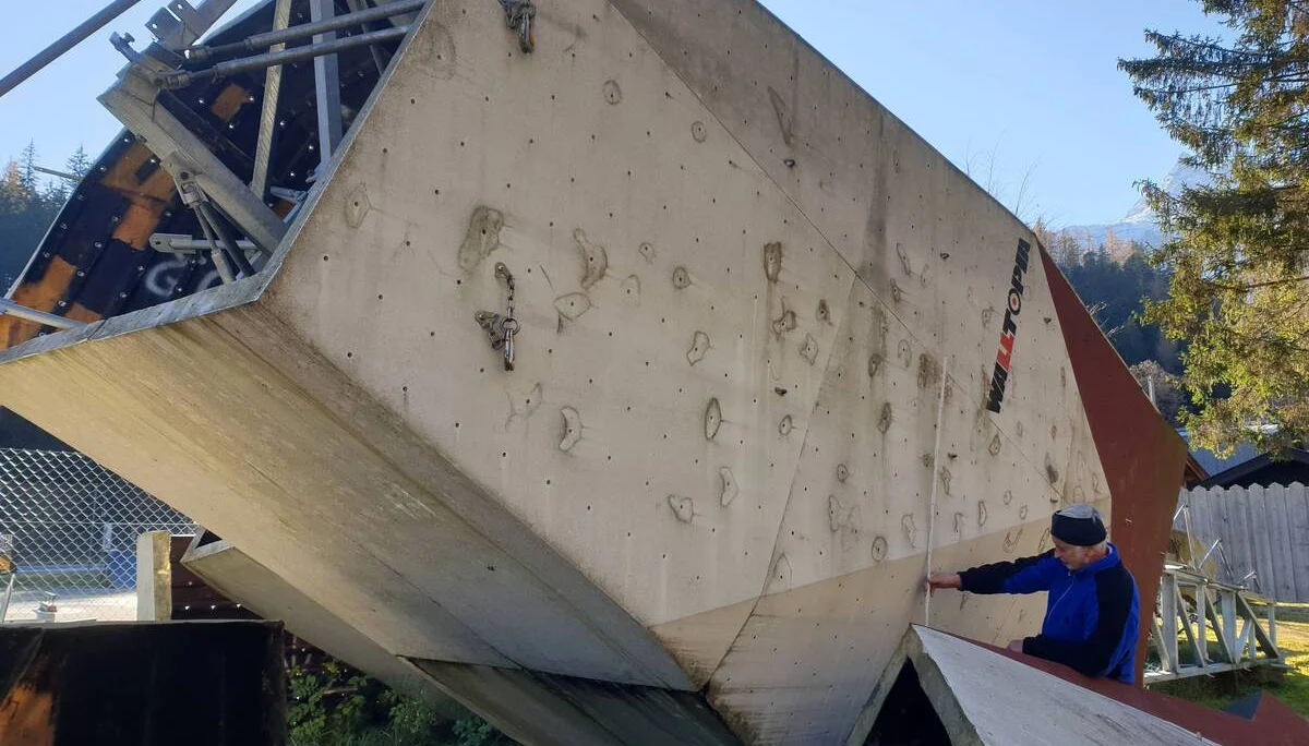 © (DAV Gangkofen) Für diesen Bausatz brauchen wir einen Tieflader.