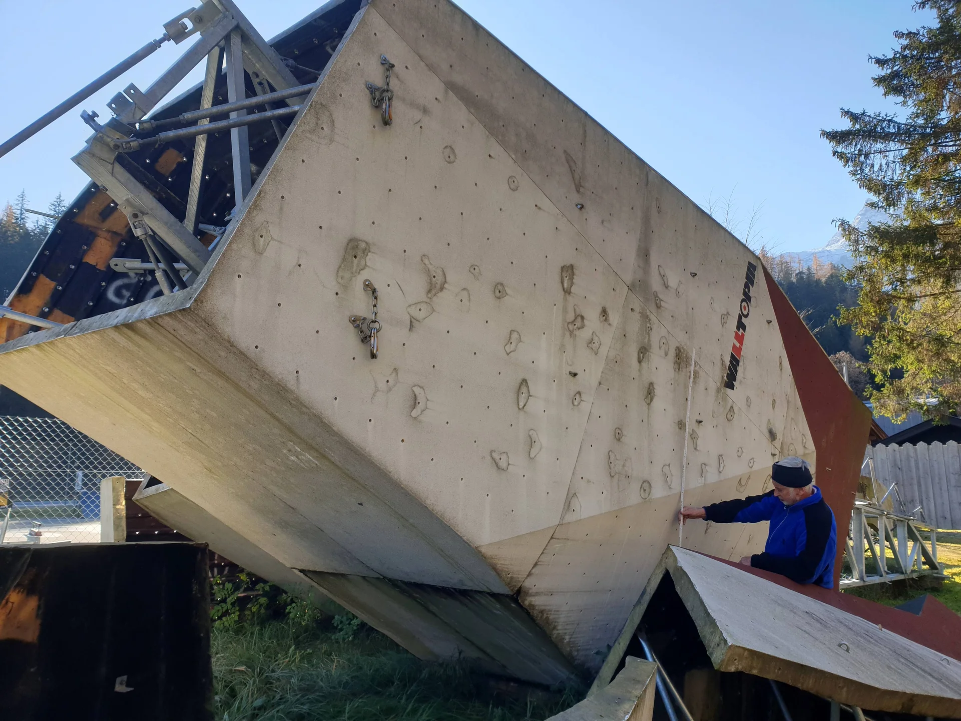 © (DAV Gangkofen) Für diesen Bausatz brauchen wir einen Tieflader.