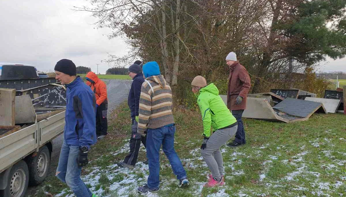 © (DAV Gangkofen) Helfer vor Ort