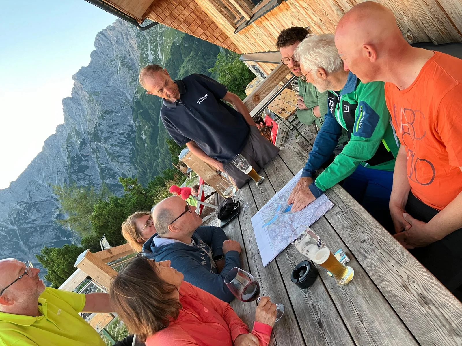 © DAV-Gangkofen "Lagebesprechung"