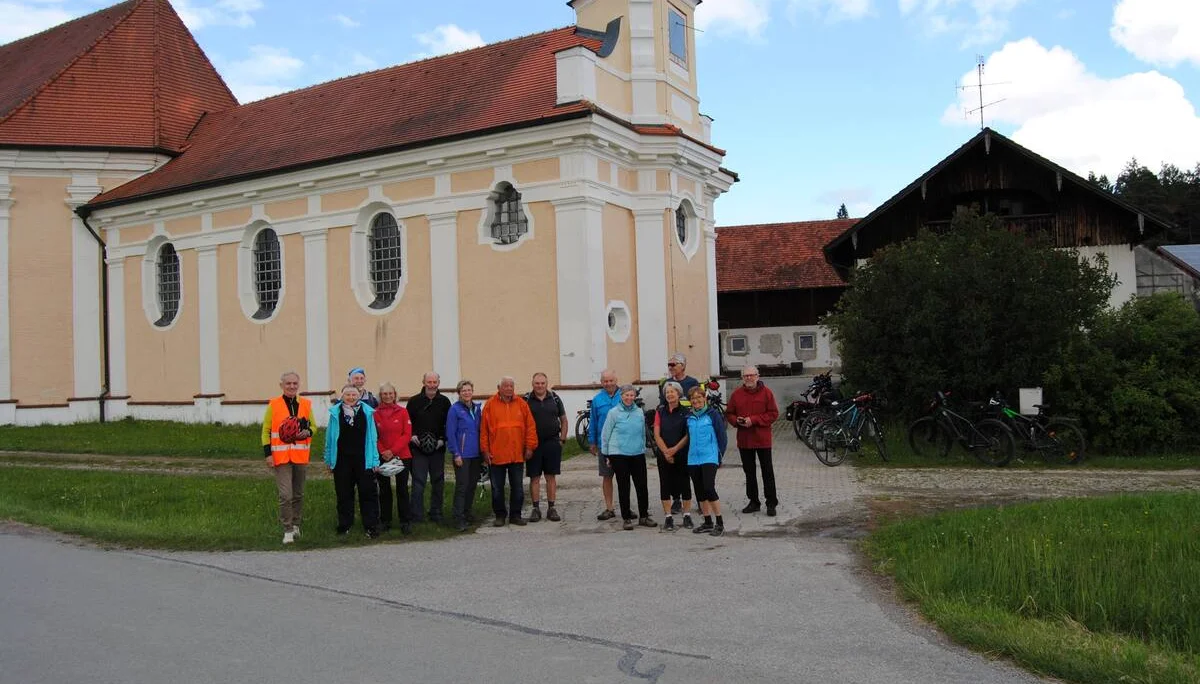 © (DAV Gangkofen) Dreifaltigkeitskirche bei Aham