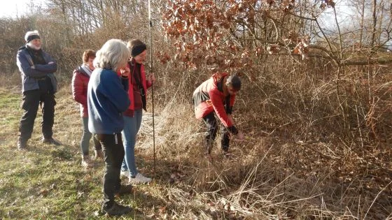 © Max Altmannshofer "Wo wird das LVS-Gerät wohl versteckt sein und manchmal musste man auch in Gebüsch"