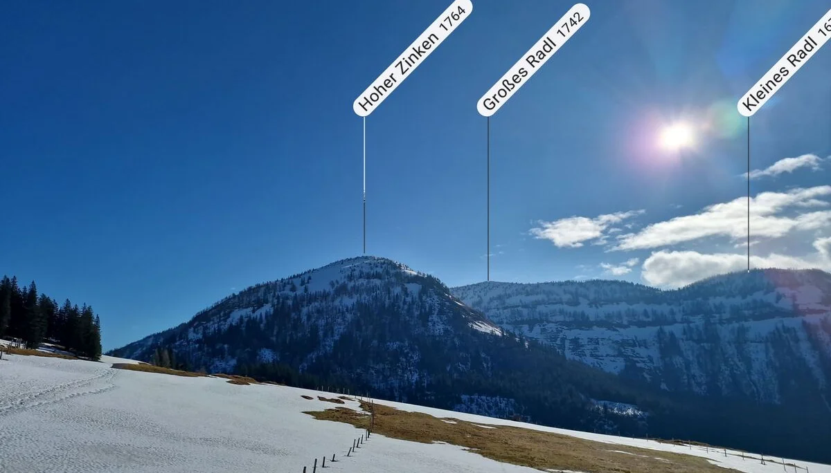 © Martin Götz (Danach ging es mit Schneeschuhen Richtung Hoher Zinken weiter)