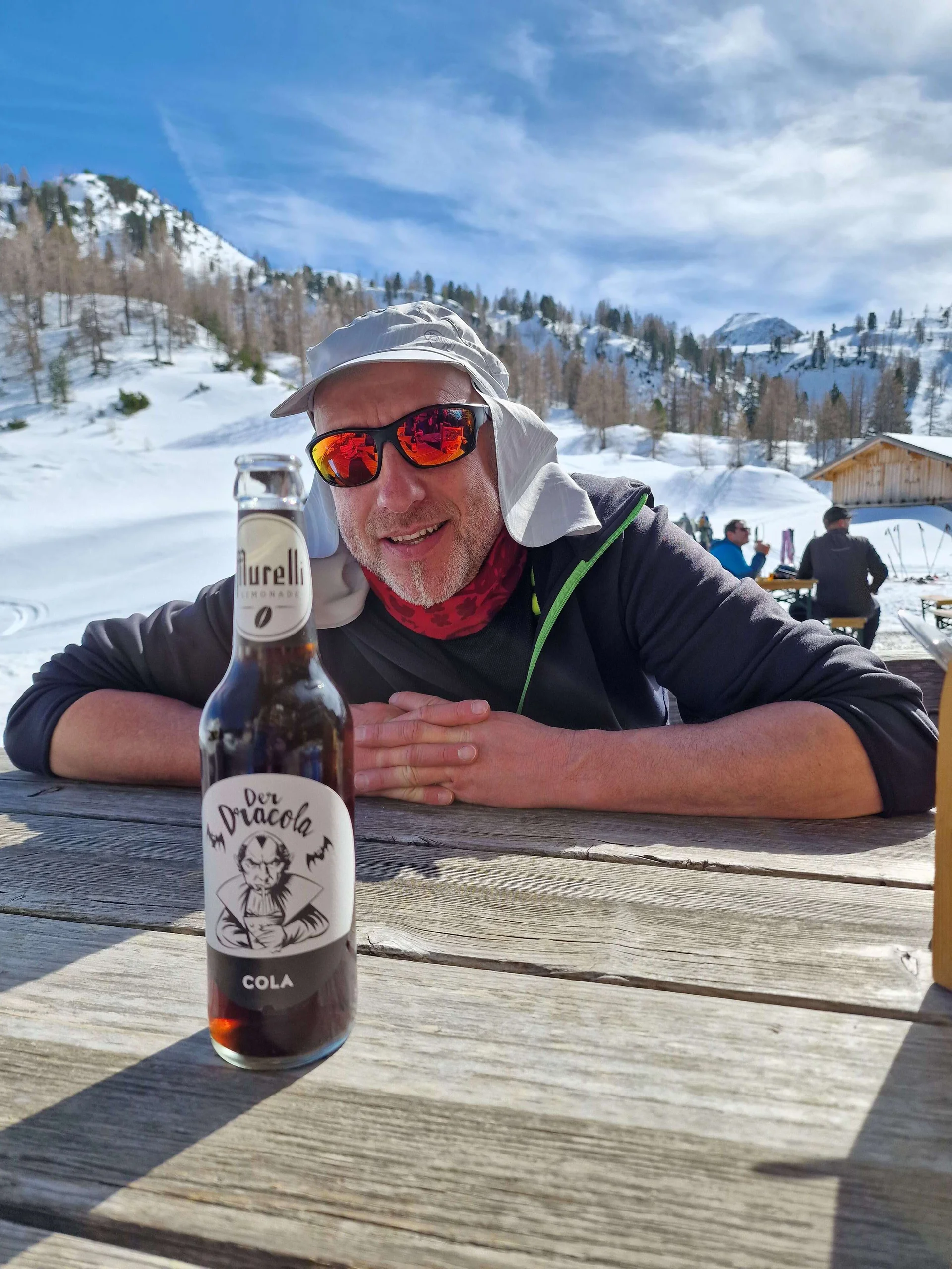 © (Martin Götz) Pause auf der Hütte