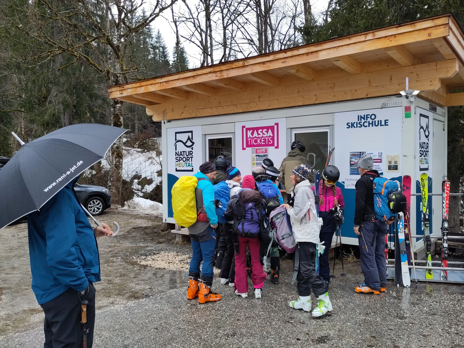 © Max Altmannshofer 2.Tag Dürnbachschneid, Tourengeherandrang an der Kasser 12-€