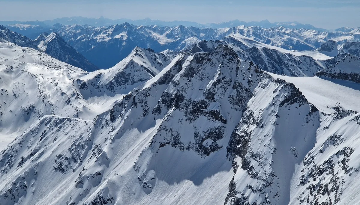 Sonnblick und links hinten Alteck | © Max Altmannshofer
