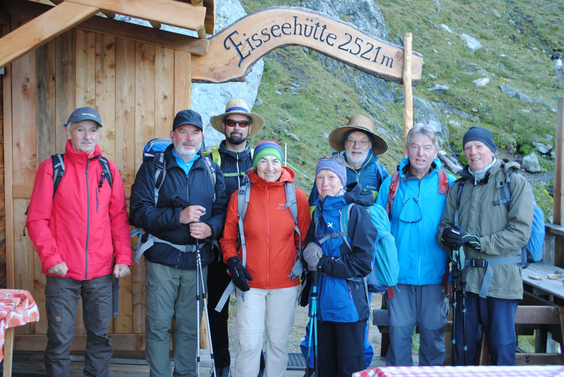 © (DAV Gangkofen) Vor der Eisseehütte