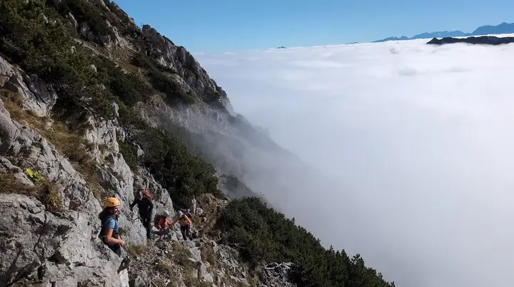 BW Überschreitung Zahmer Kaiser via Pyramidenspitze | © DAV Gangkofen\Martin Götz - Im Aufstieg zur Pyramidenspitze mit Blick Richtung Watzmann