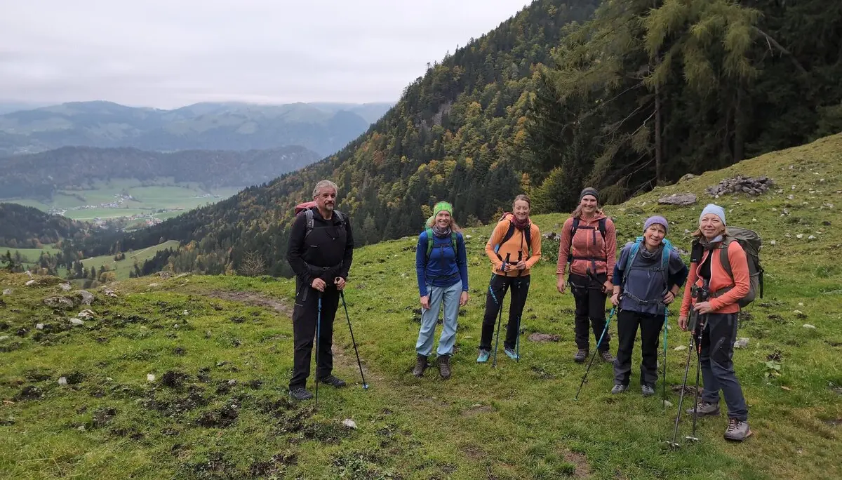 BW Überschreitung Zahmer Kaiser via Pyramidenspitze | © DAV Gangkofen\Martin Götz - Kurz nach dem Start in Durchholzen