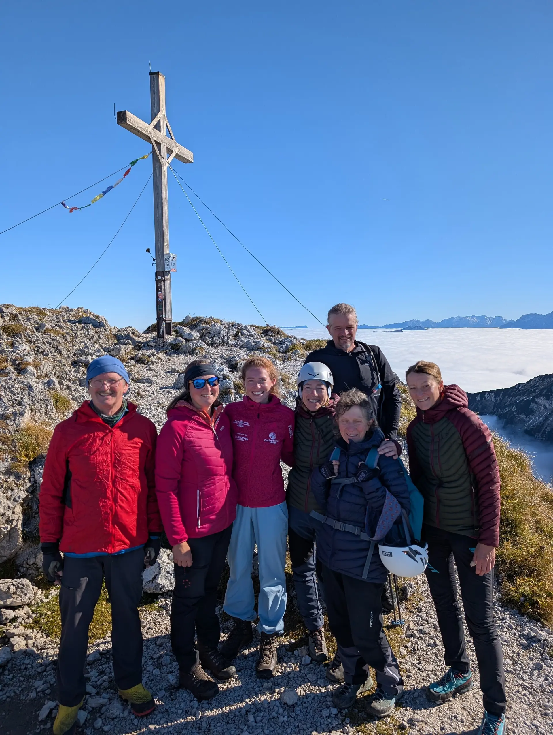 BW Überschreitung Zahmer Kaiser via Pyramidenspitze | © DAV Gangkofen\Martin Götz - Am Gipfel der Pyramidenspitze