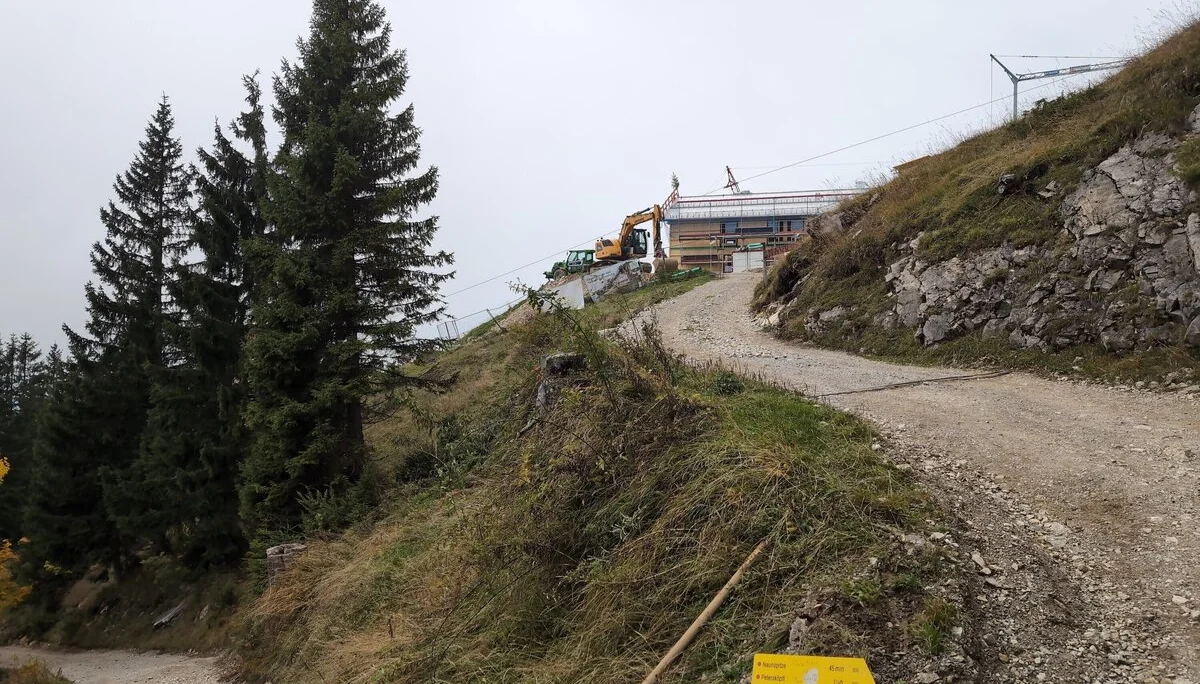 BW Überschreitung Zahmer Kaiser via Pyramidenspitze | © DAV Gangkofen\Martin Götz - Neubau der Vorderkaiserfeldenalm