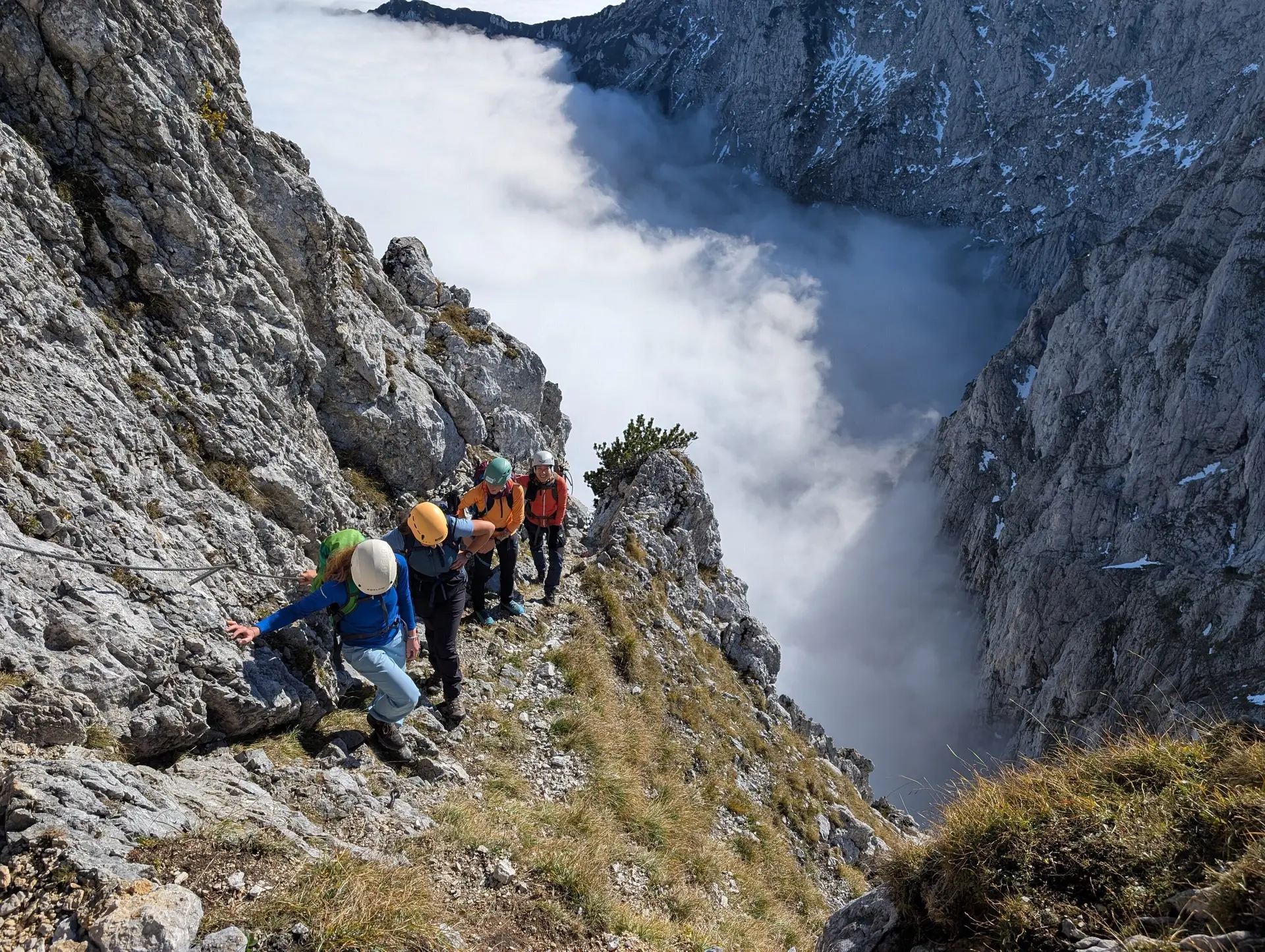 BW Überschreitung Zahmer Kaiser via Pyramidenspitze | © DAV Gangkofen\Martin Götz - Seilversicherter Steig
