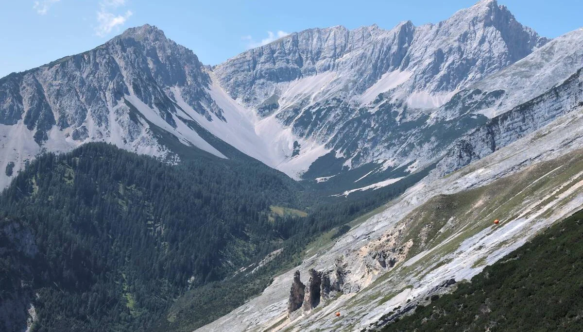 © „Blick zum Stempeljoch – da kommen die Wanderer auf dem Karwendel Höhenweg runter“ – Martin Götz