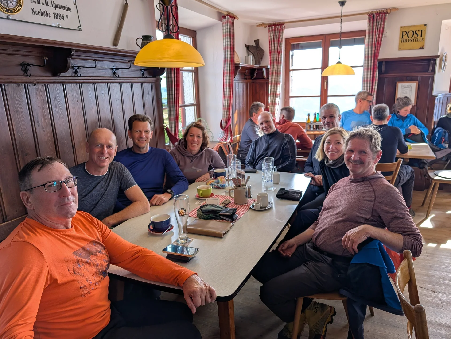 Klettersteig Berchtesgadener Hochthron | © DAV Gangkofen\Martin Götz - Rast im Stöhrhaus