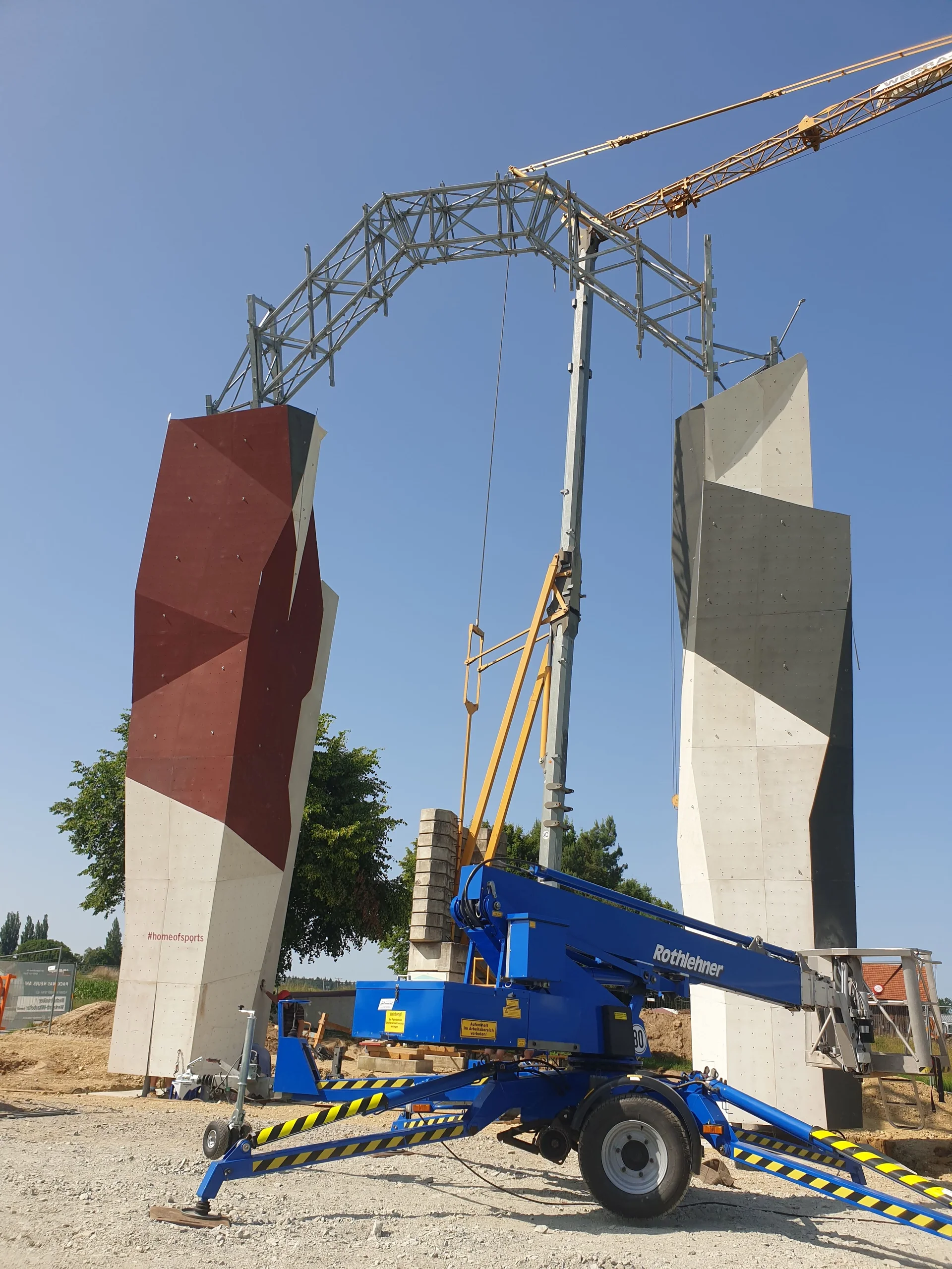 © (DAV Gangkofen) Freitag 18:00 Uhr