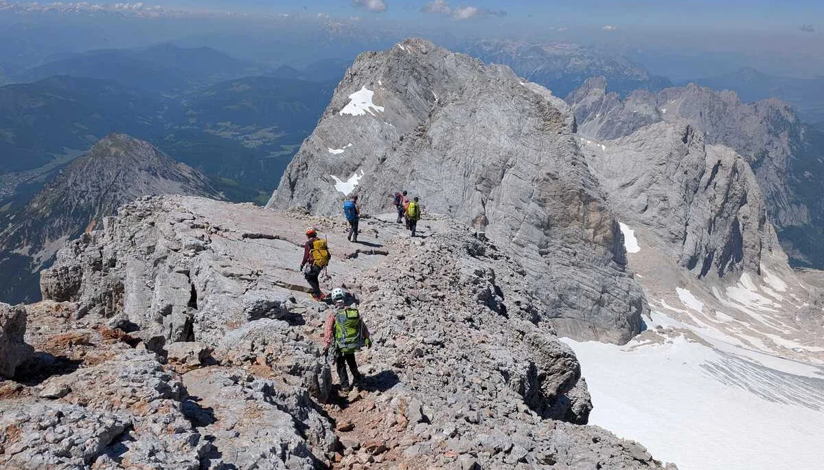 © „Abstieg über den Westgrat vom Hohen Dachstein“ – Martin Götz