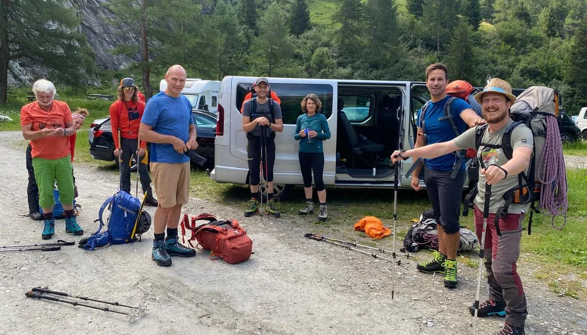 © (DAV-Gangkofen) - Parkplatz-Lucknerhaus 