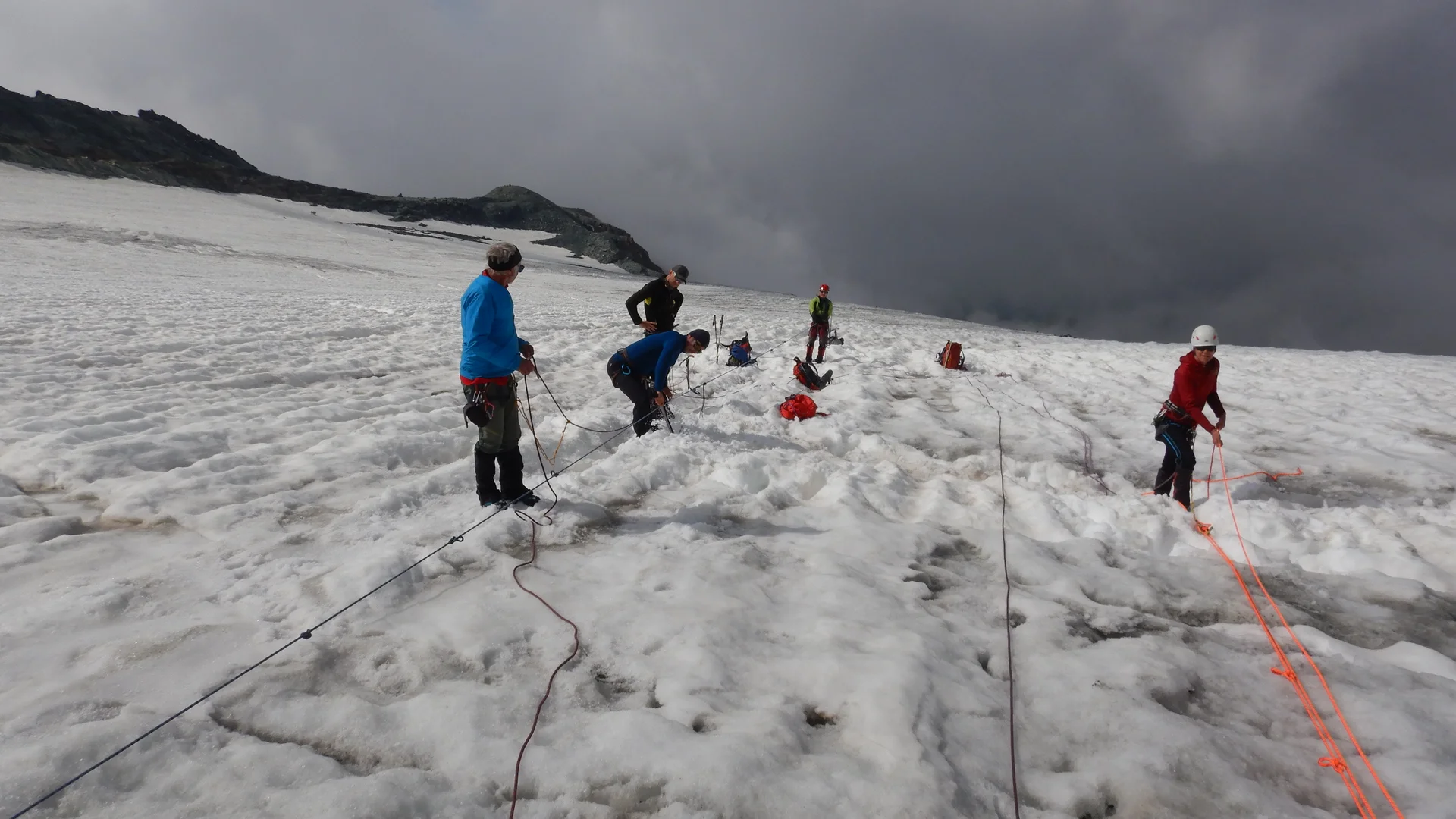 © (DAV-Gangkofen) - Realistischen Spaltenbergung