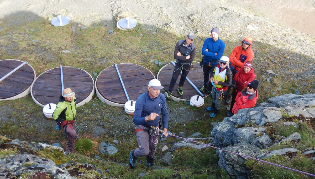 © (DAV-Gangkofen) - classische Selbsrettung mit 2 Prusikschlingen