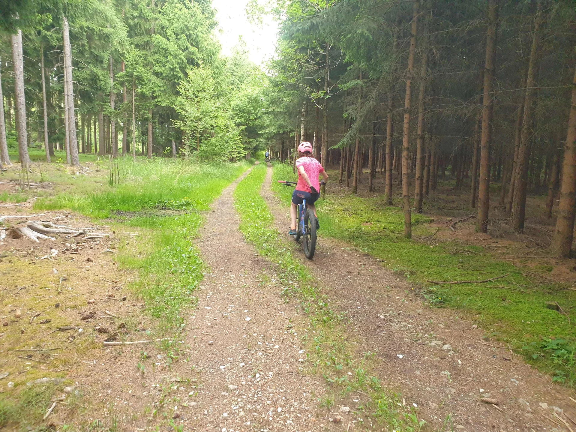 © (DAV Gangkofen) "T-Shirt und kurze-Hose-Wetter"