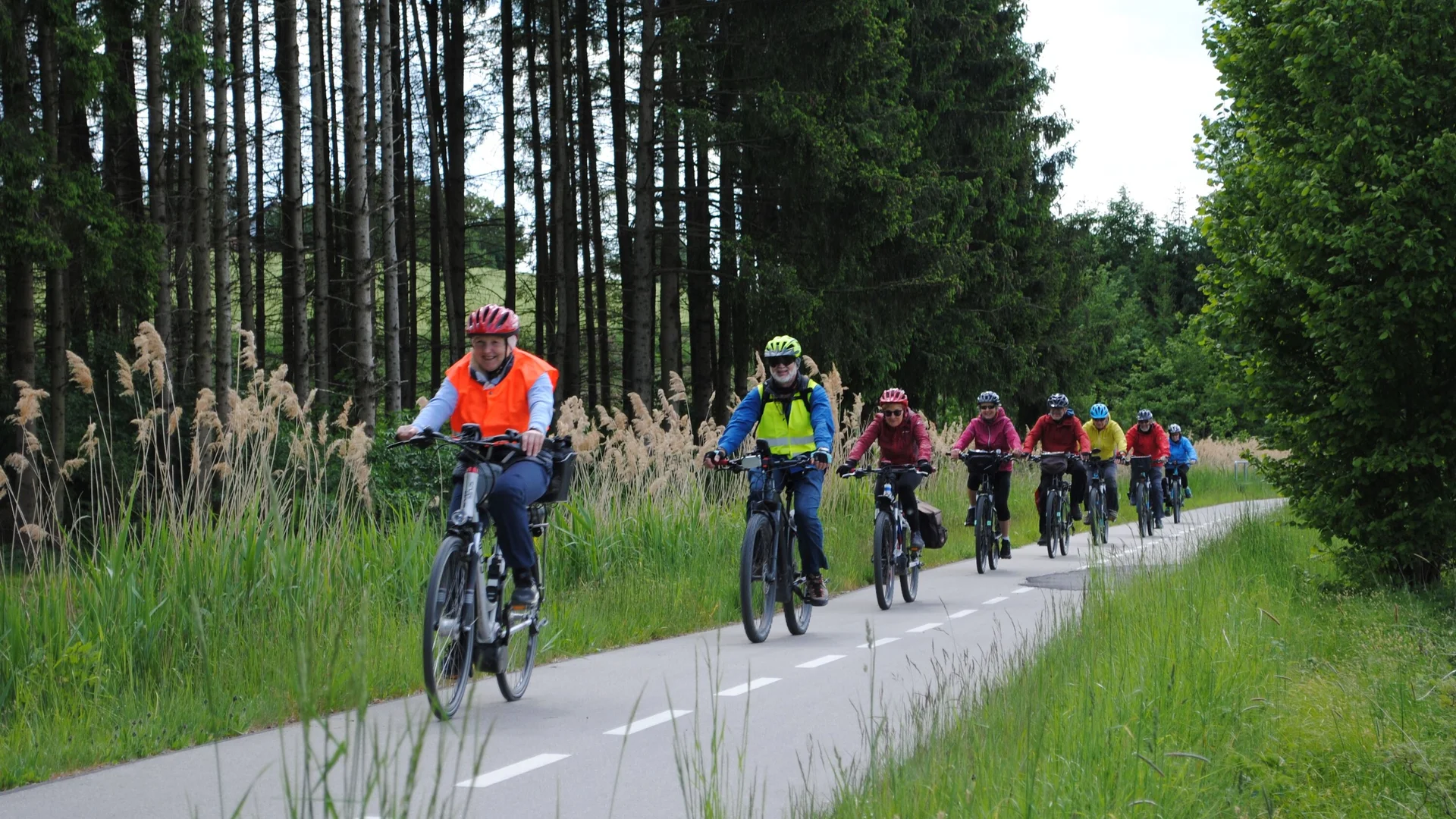 © (DAV Gangkofen) Rückfahrt auf dem Vilstalradweg