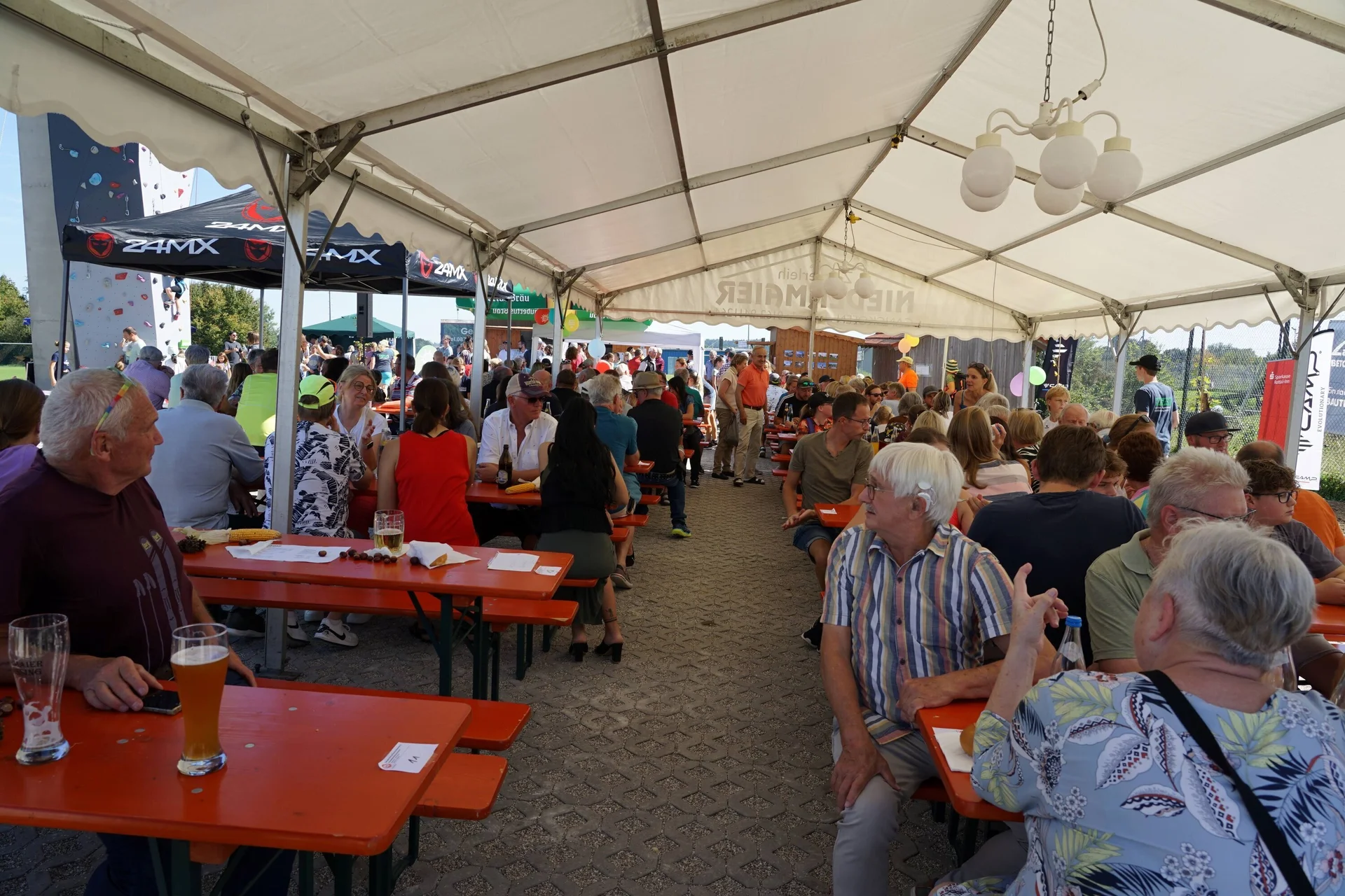 © (DAV Gangkofen) viel Betrieb