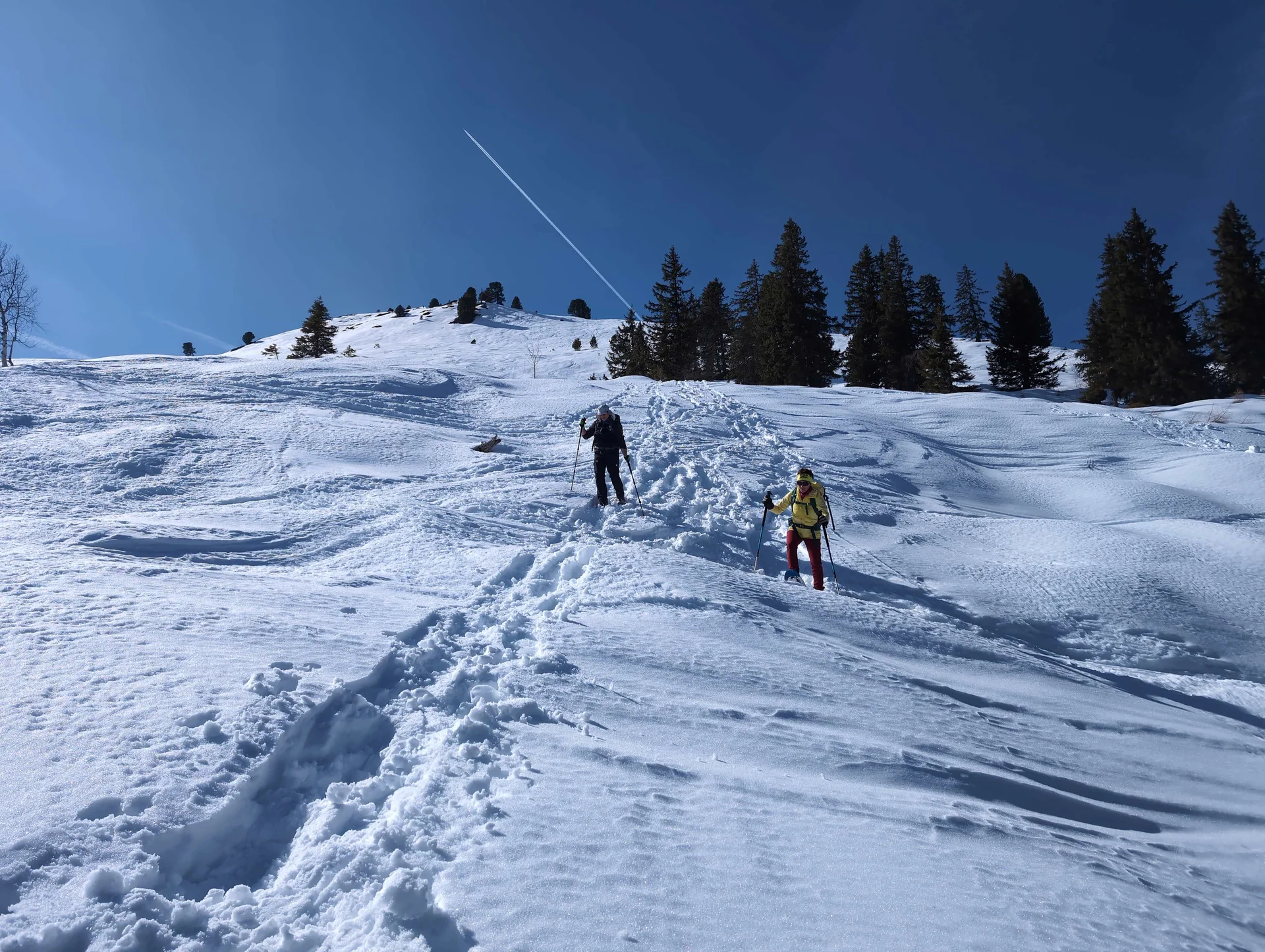 © (Martin Götz) Mühsamer Abstieg im sulzigen Schnee