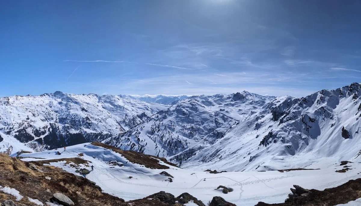 © (Martin Götz) Rundblick vom Gipfel