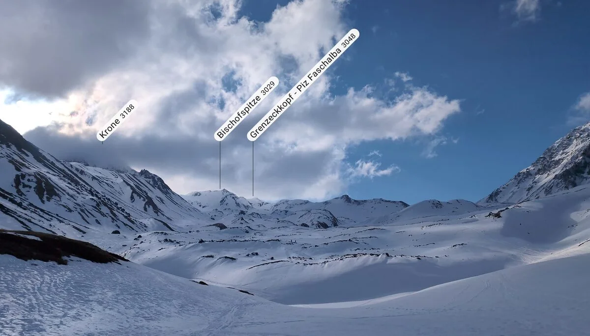 © (Martin Götz) Grenzeckkopf, links Krone