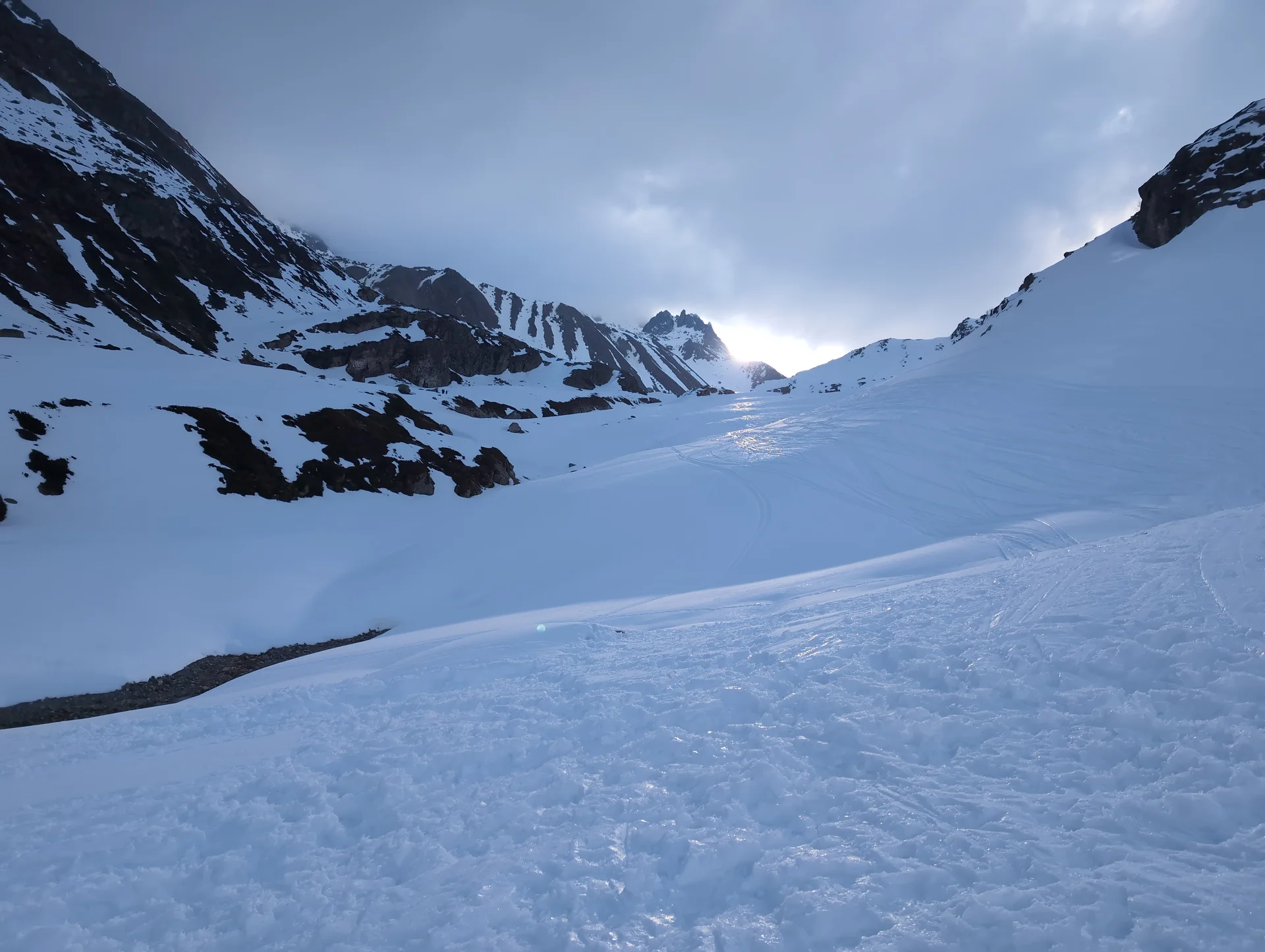 © (Martin Götz) Frostiger Start an der Jamtalhütte