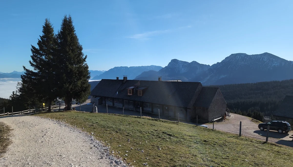 Bergwanderung Teisenberg | © DAV Gangkofen/Martin Götz - Blick auf die Stoißer Alm