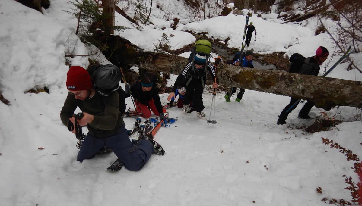 © (DAV-Gangkofen) herausforderndes Gelände ;-) im Lahnersbach Richtung Hochalm