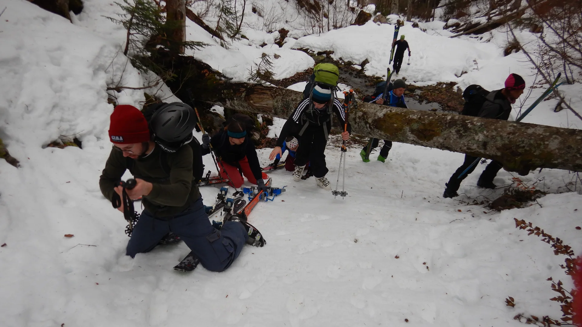 © (DAV-Gangkofen) herausforderndes Gelände ;-) im Lahnersbach Richtung Hochalm