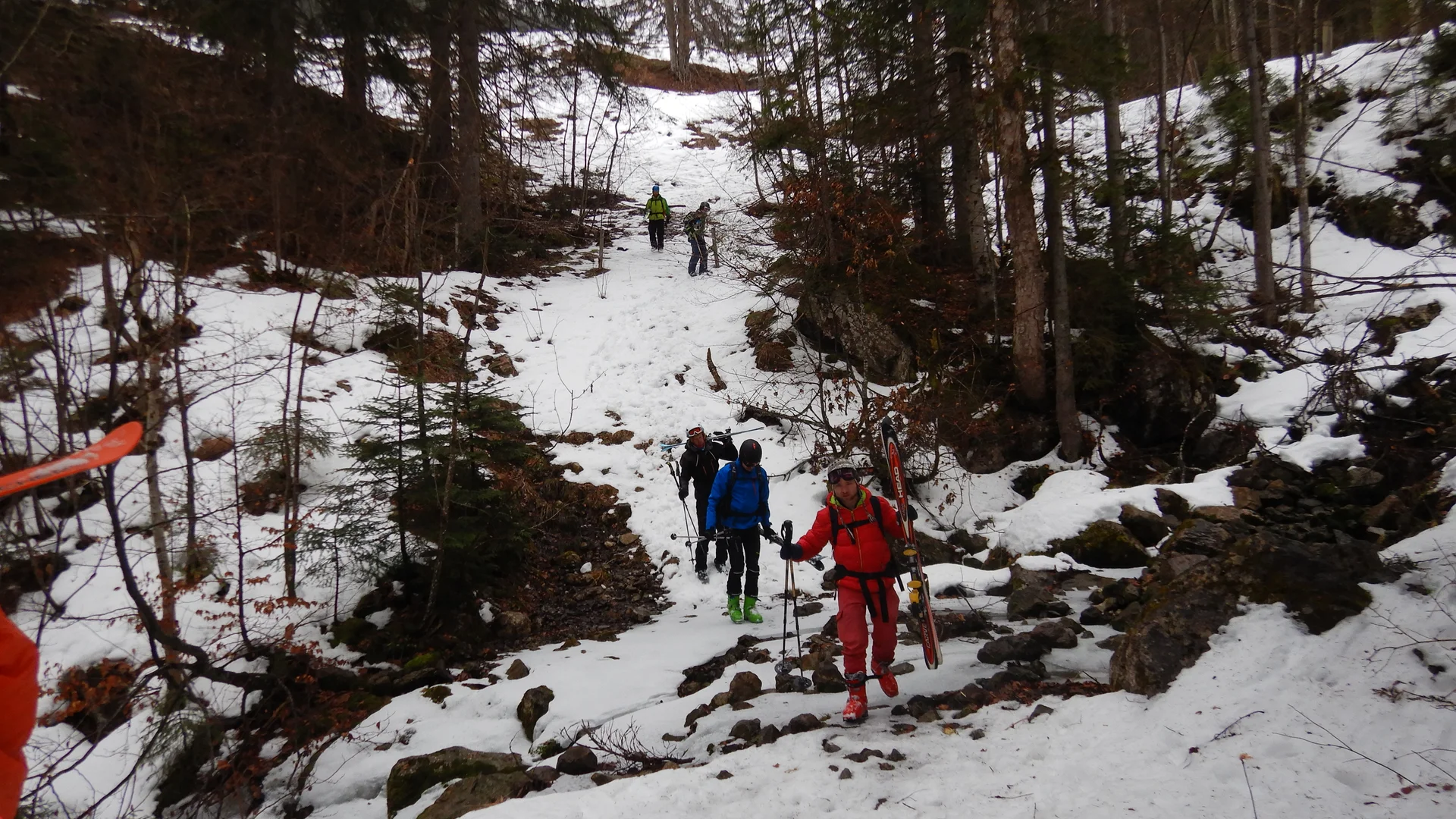 © (DAV-Gangkofen) Abstieg - auch hier wieder Tragepassagen