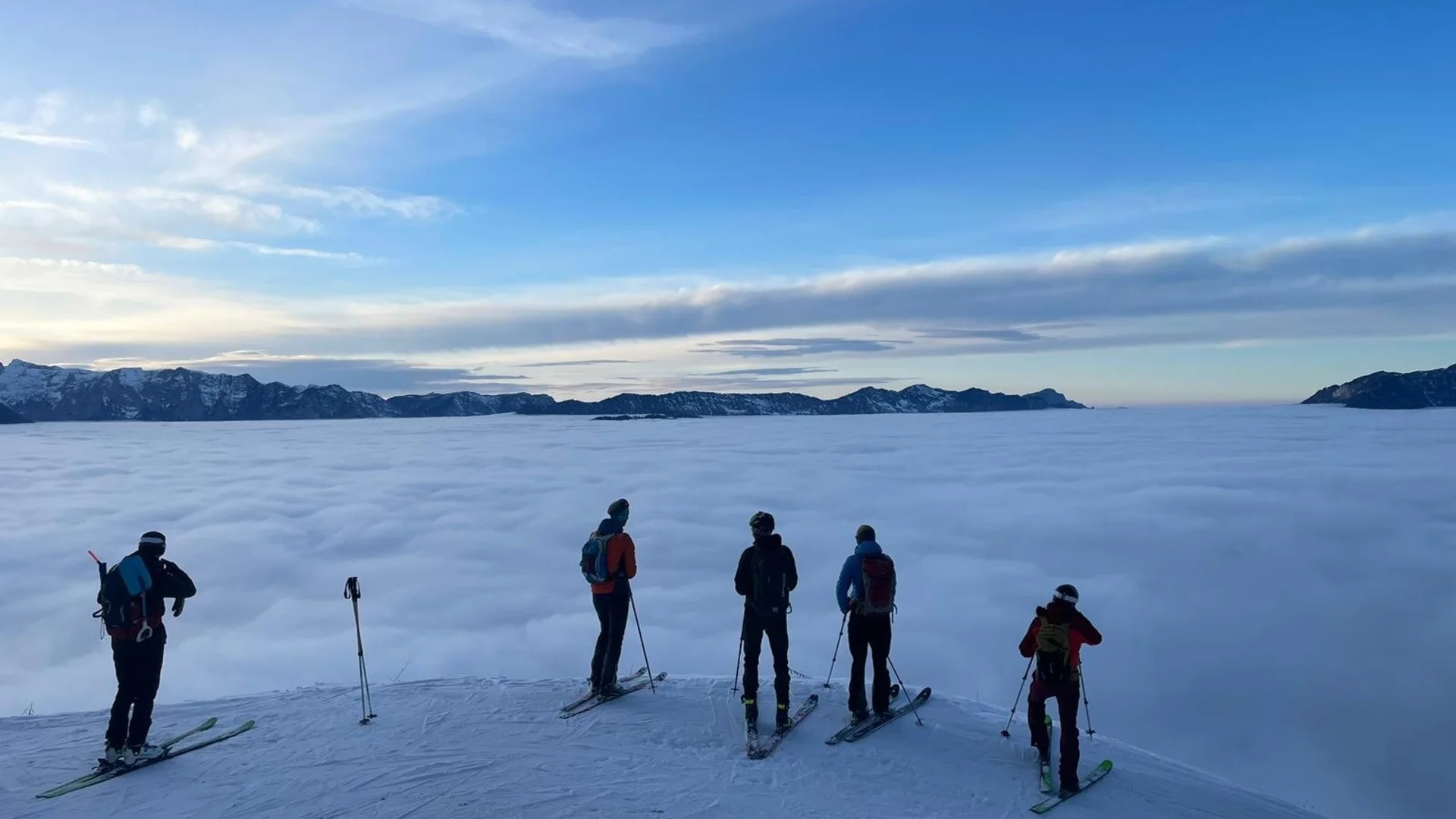 © (DAV-Gangkofen) Abendstimmung übern Wolkenmeer