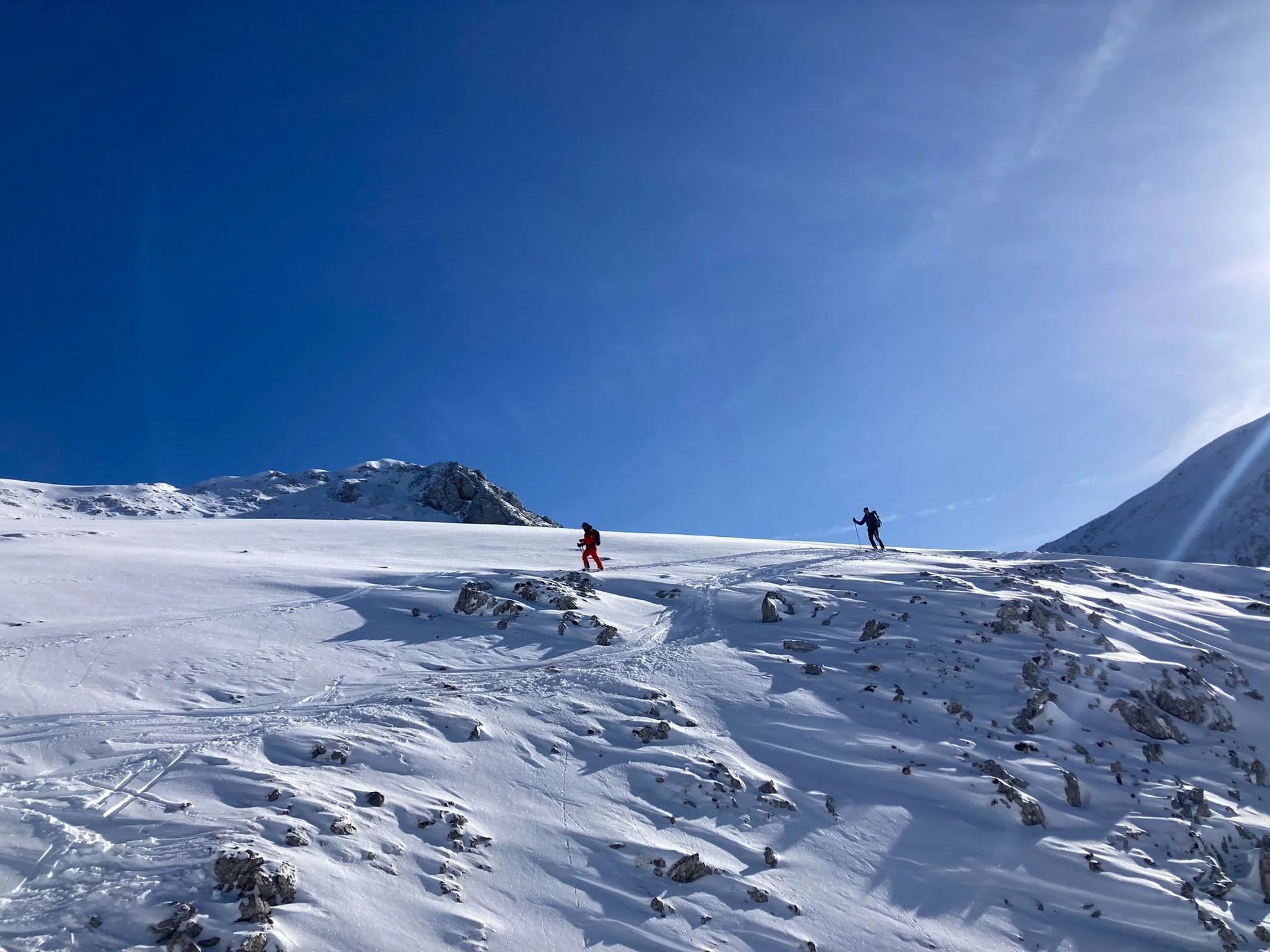 © (DAV-Gangkofen) steinige Abfahrt
