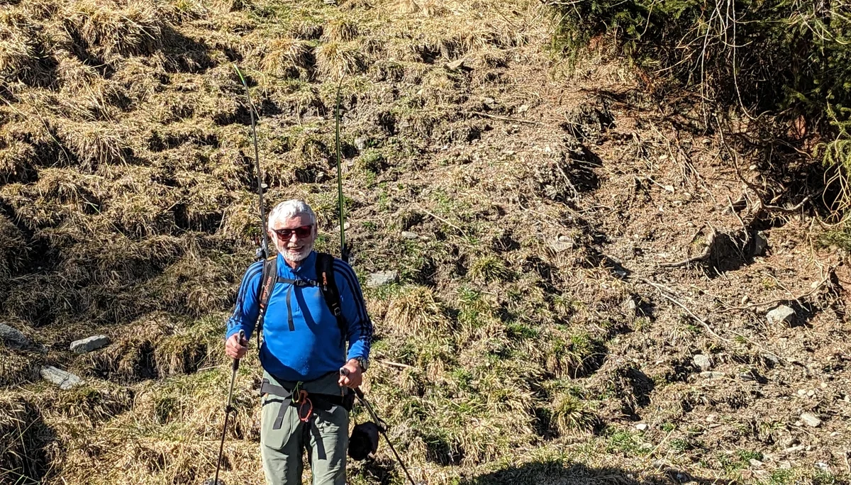 © DAV-Gangkofen - Ski tragen Max