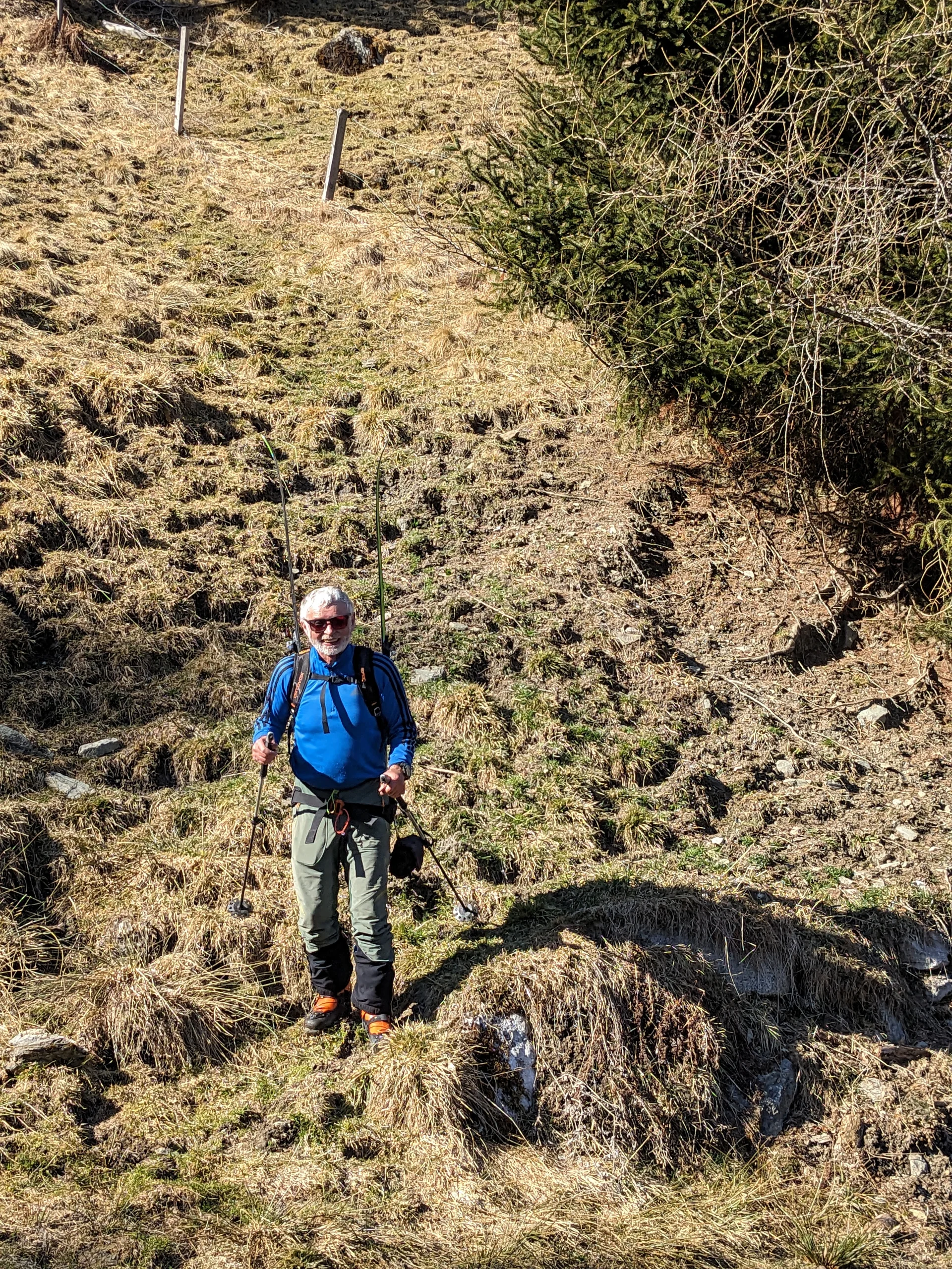 © DAV-Gangkofen - Ski tragen Max