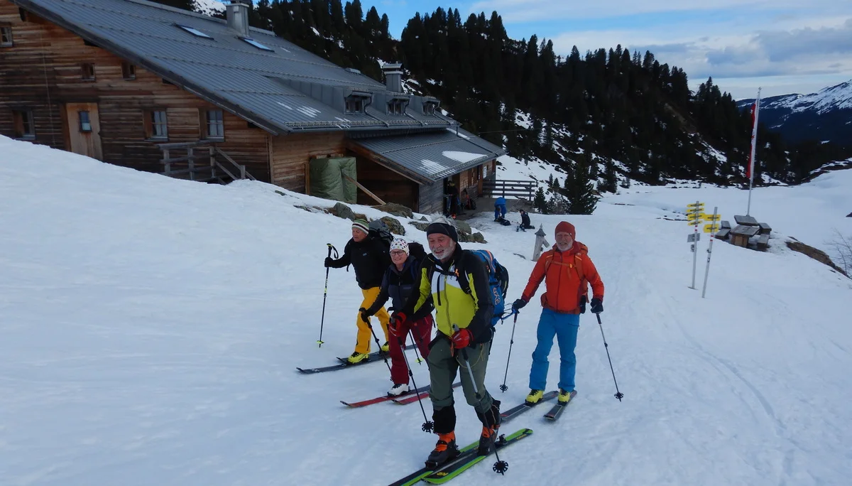 © DAV-Gangkofen (3.Tag Aufbruch zum Schafsiedel)