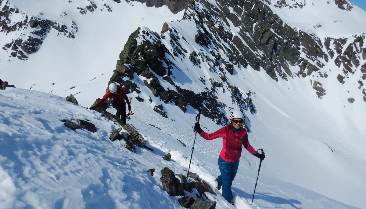 © DAV-Gangkofen - Aufsteig über den Grat zum Gipfel