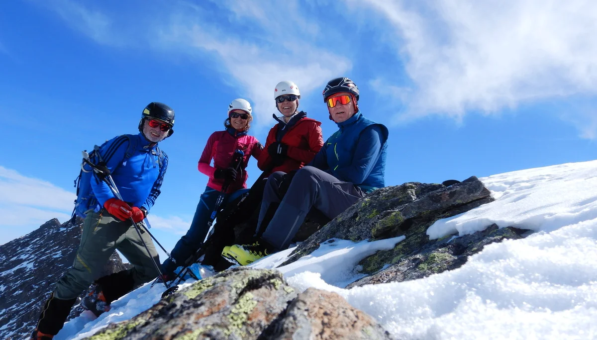 © DAV-Gangkofen - Namenloser Gipfel (3075m)